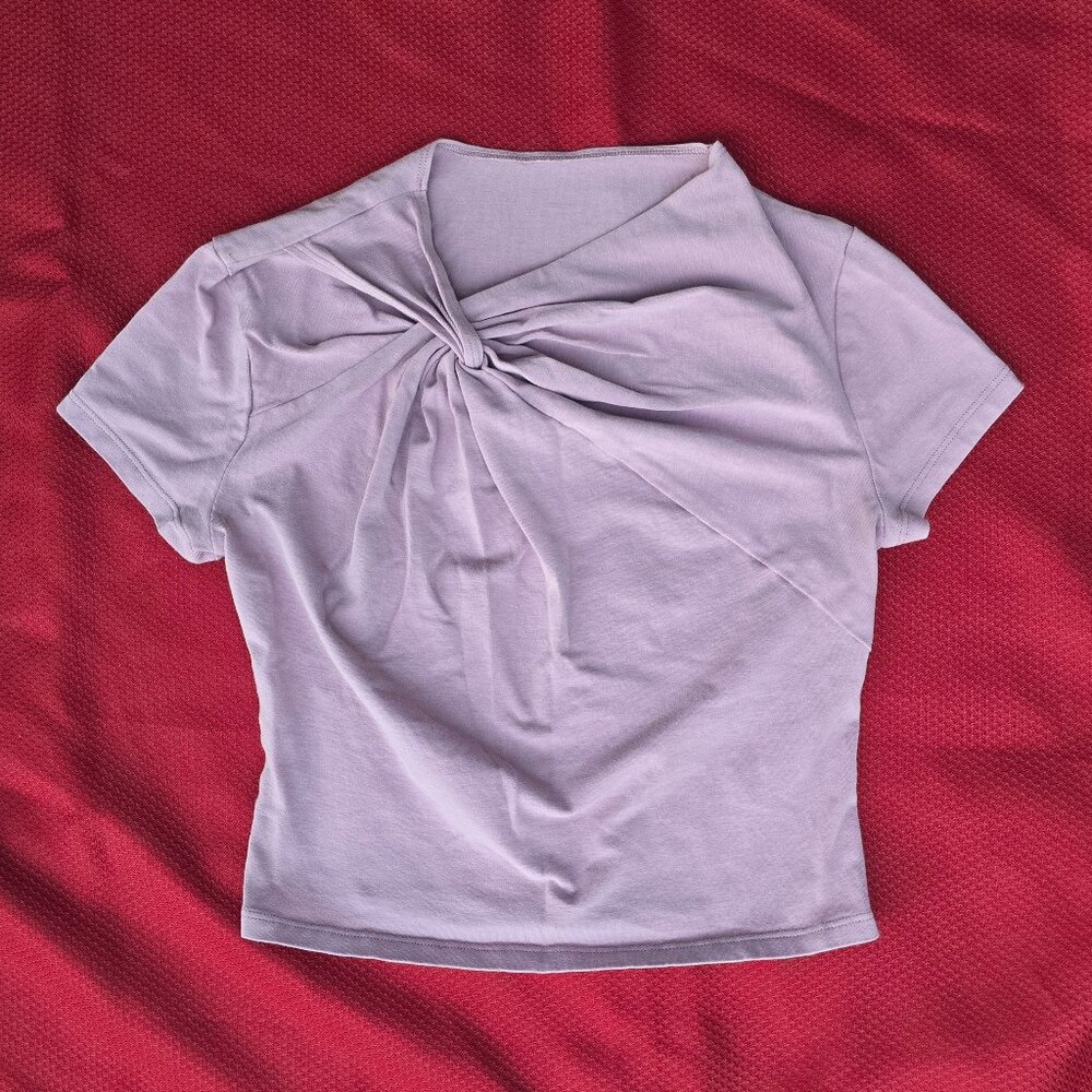 Lululemon Asymmetrical Front-Twist T-Shirt xs